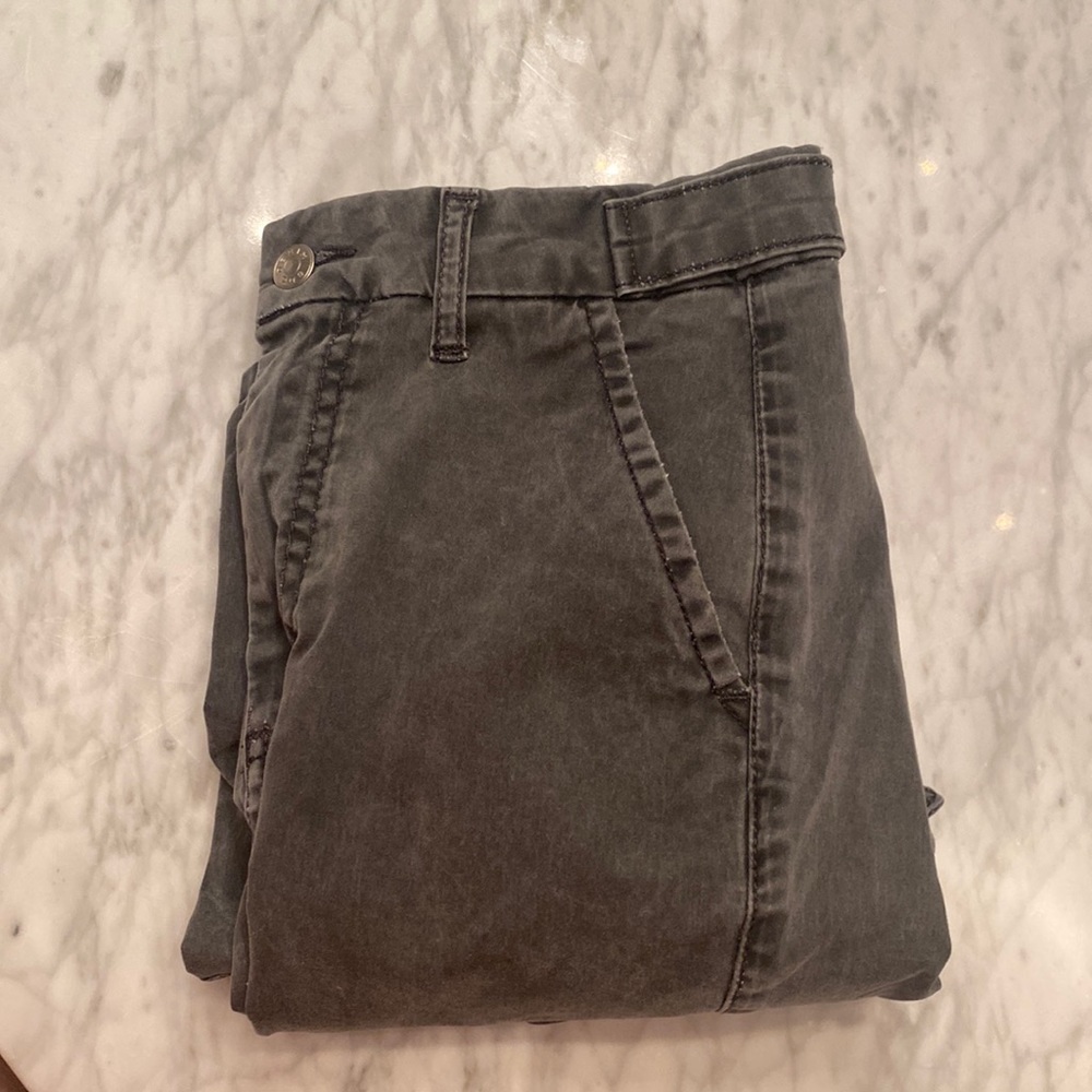 BDG - Urban Outfitters cargo jeans!!